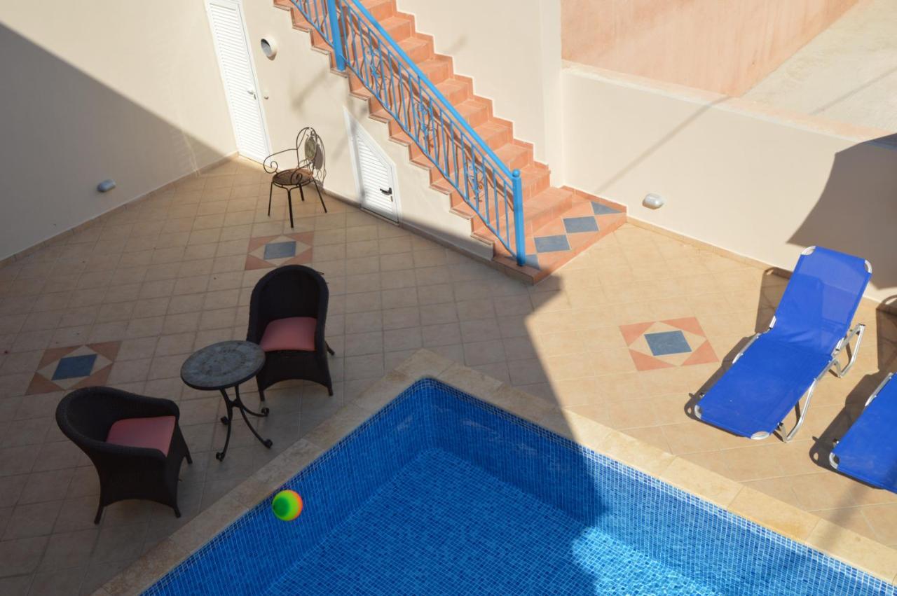Maria Studios Agia Efimia Luaran gambar