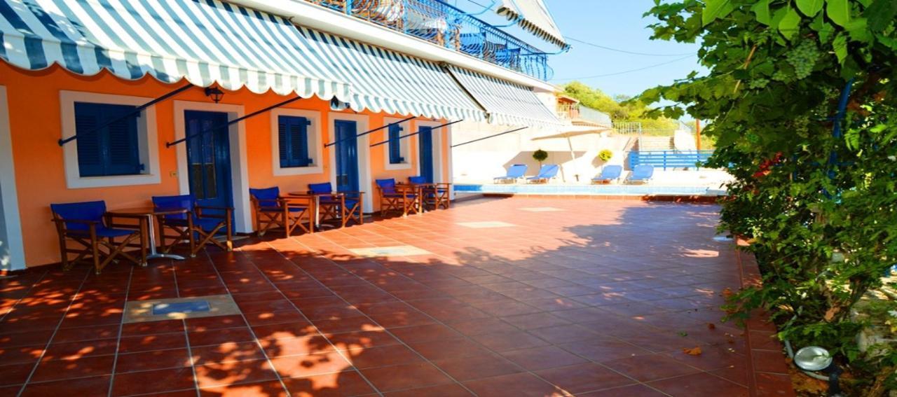 Maria Studios Agia Efimia Luaran gambar