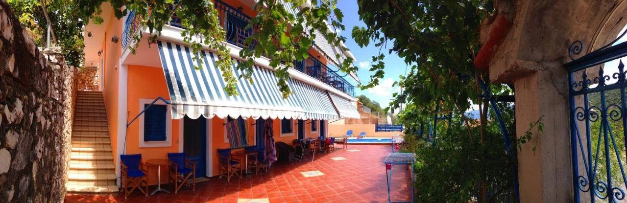 Maria Studios Agia Efimia Luaran gambar